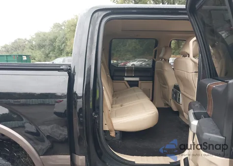 2016 Ford F-150 Lariat z USA, uszkodzony, nr VIN 1FTEW1EF3GKF49679